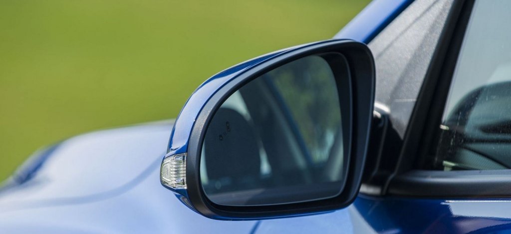 Gương chiếu hậu ô tô - Bộ phận giúp an toàn cho xe